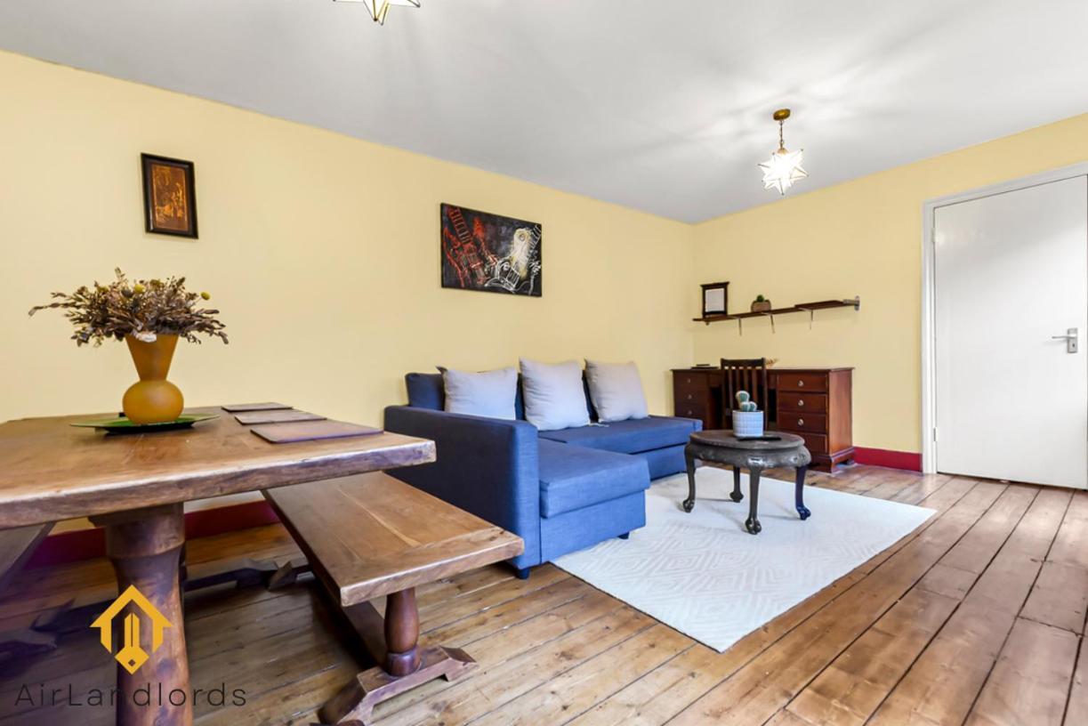 Peaceful 2-Bedroom Flat Near Queens Park Station Londres Exterior foto
